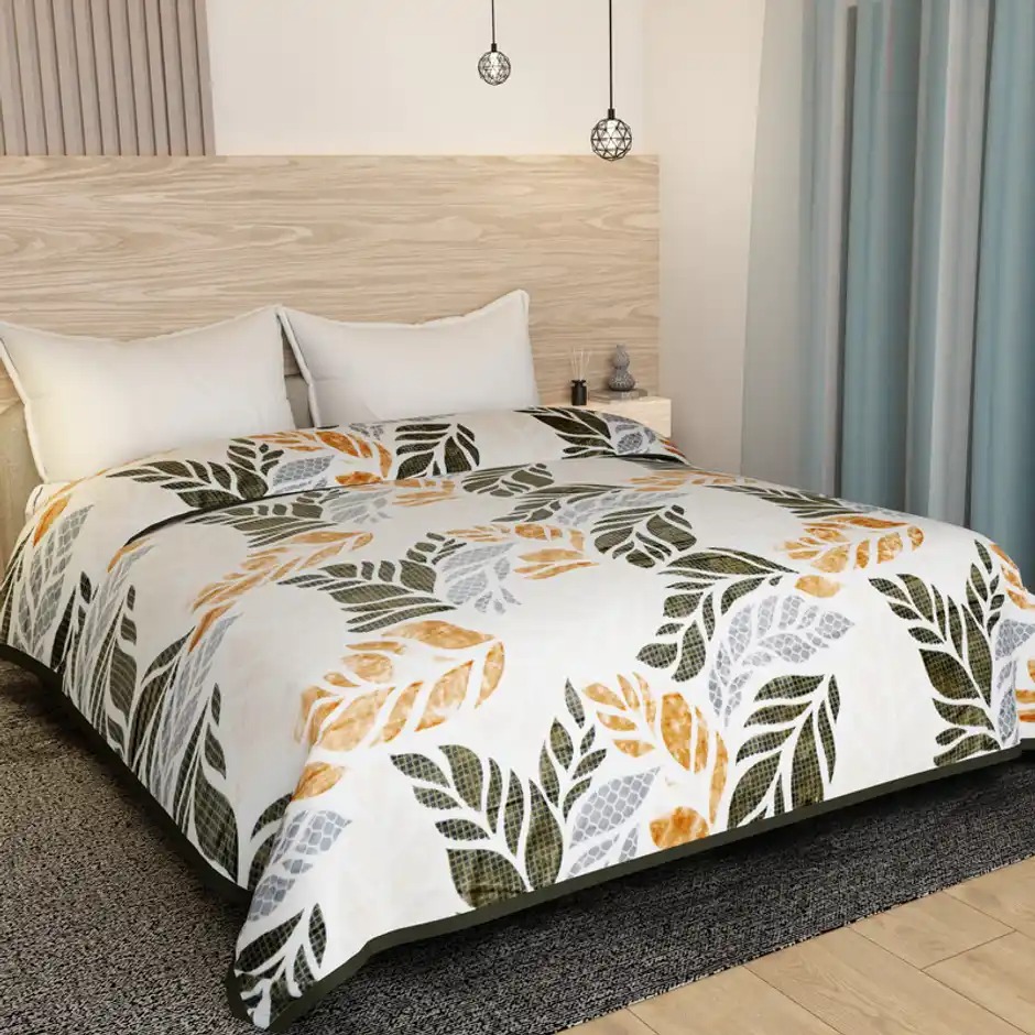 Super Soft Light Weight Blanket